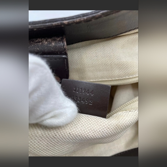Women's authentic Gucci purse - Picture 5 of 12